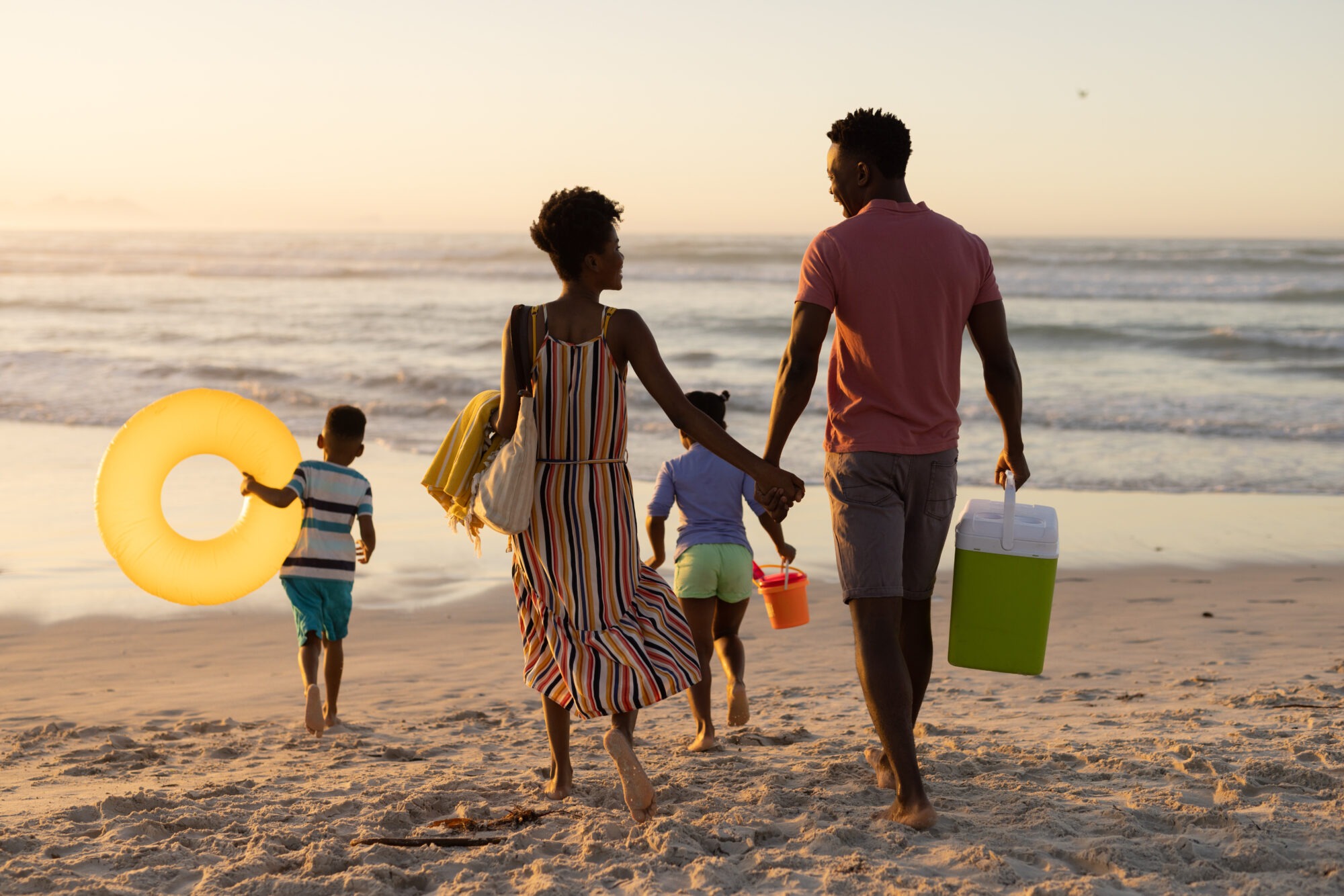 Young family figuring out how to stay connected while traveling with kids