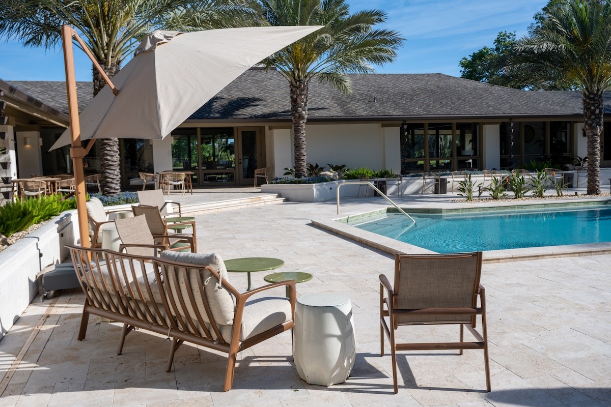 Outdoor grounds at The Lodge in New Smyrna Beach